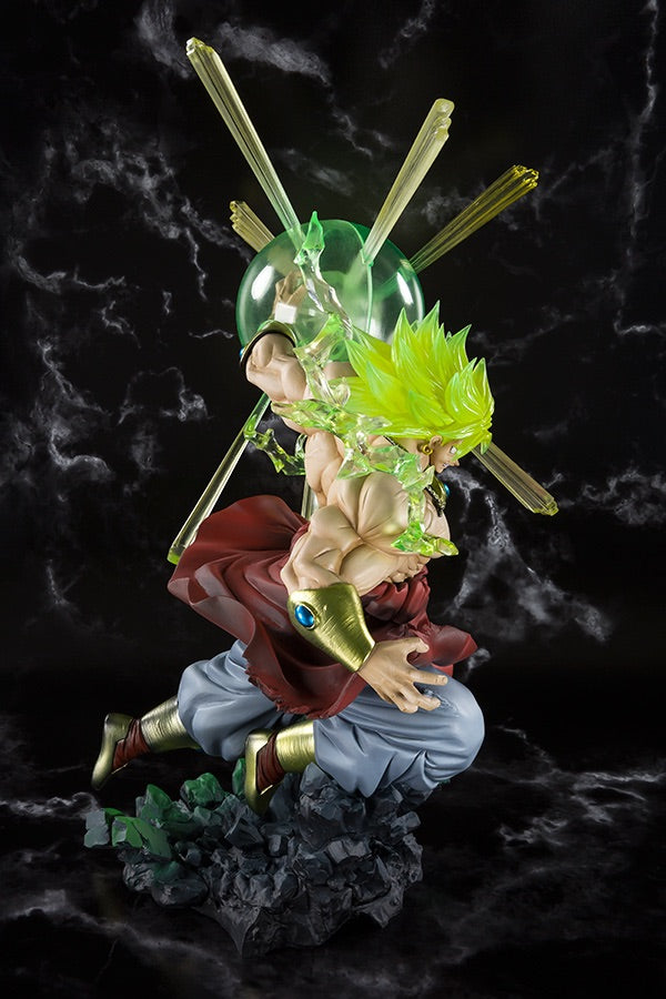 Dragonball Zero Super Saiyan Broly Burning Battle Statue - Bandai Tamashii Nations