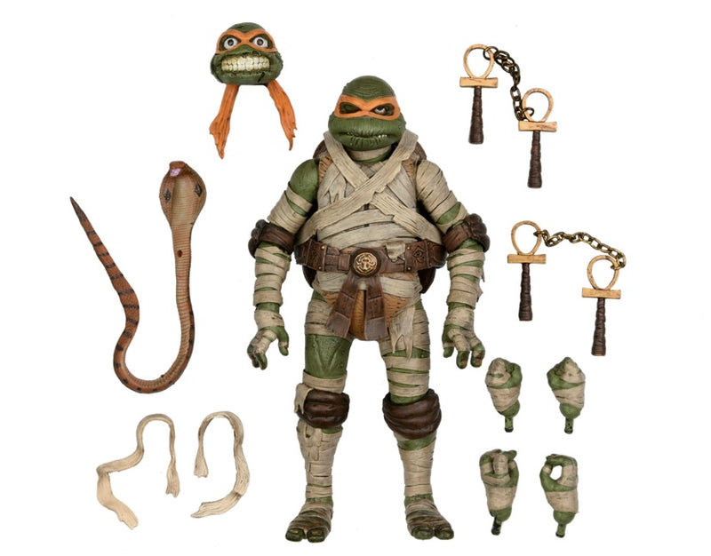 Teenage Mutant Ninja Turtle / Universal Monsters Mummy Michelangelo Ultimate Action Figure - NECA