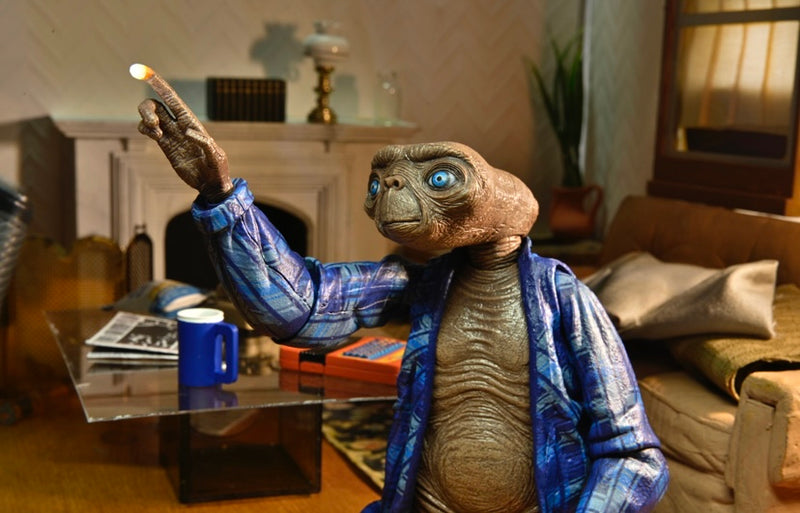 E.T 40th Anniversary Telepathic Ultimate Action Figure - NECA