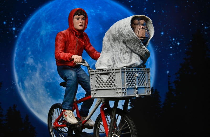 E.T Elliot and E.T on Bicycle Ultimate Action Figures - NECA