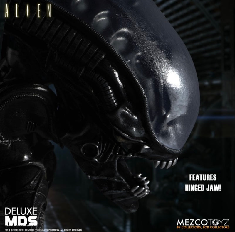 Aliens Deluxe Xenomorph MDS Action Figure - MEZCO TOYZ